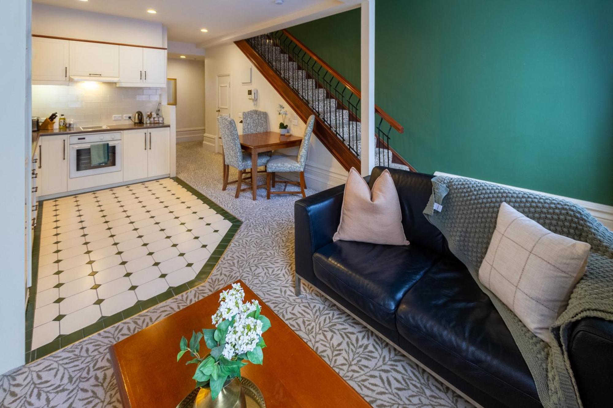 Beauty In The Cbd - 1Bed Free Parking Pool Διαμέρισμα Κράισττσερτς Εξωτερικό φωτογραφία