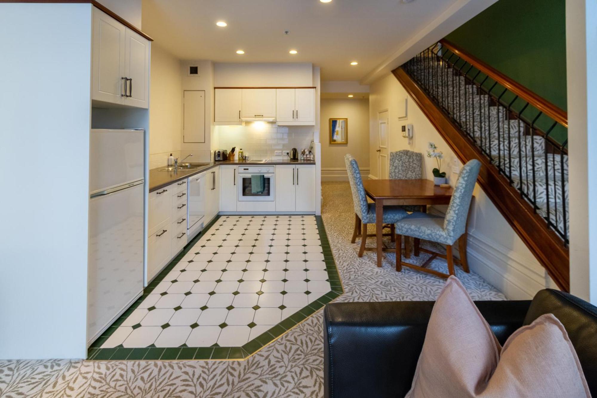 Beauty In The Cbd - 1Bed Free Parking Pool Διαμέρισμα Κράισττσερτς Εξωτερικό φωτογραφία